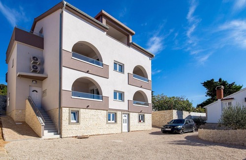 Stara Novalja Apartment | Amazing apartment in Stara Novalja with WiFi