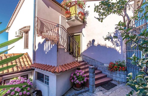 Kastav Apartment | Amazing apartment in Kastav with house sea view