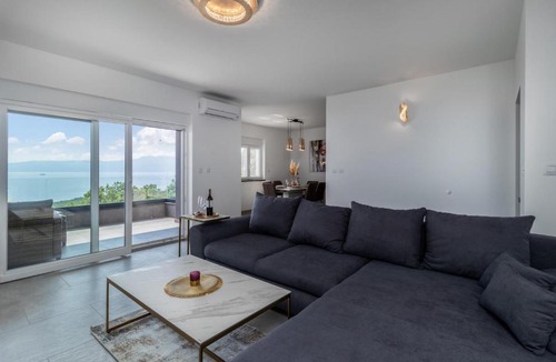 Kostrena Apartment | Amazing Apartment In Kostrena With Swimming Pool