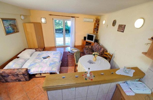 Medici Apartment | Amazing apartment in Medici with 2 Bedrooms