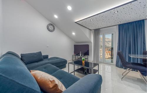 Metajna Apartment | Amazing Apartment In Metajna With House Sea View
