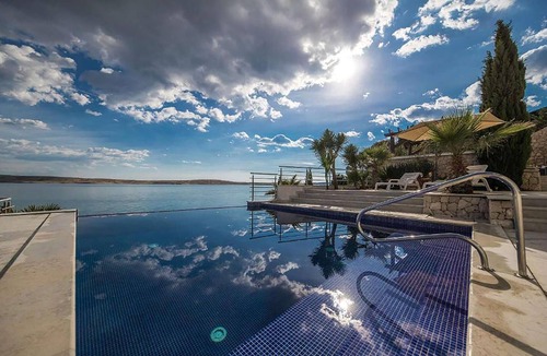 Vidalici Apartment | Amazing apartment in Vidalici with swimming pool