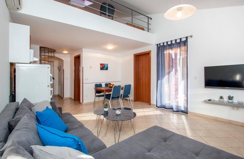 Banjole Apartment | Amazing apartment in Volme with WiFi