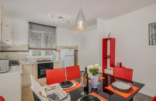 Vrbnik Apartment | Amazing apartment in Vrbnik