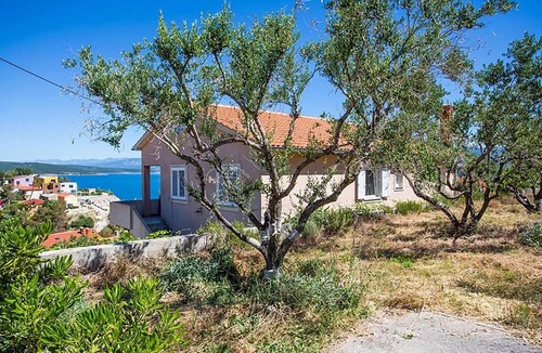 Vrbnik Apartment | Amazing apartment in Vrbnik