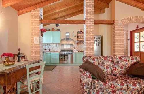 Cokuni House | Amazing home in Cokuni
