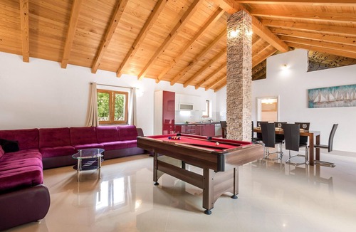 Dobrinj House | Amazing home in Gostinjac