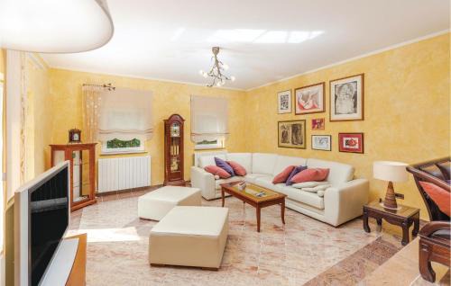 Rogocana House | Amazing Home In Labin