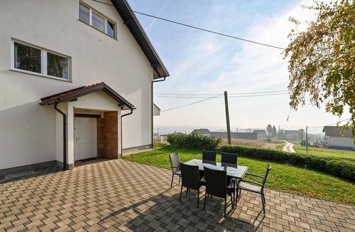 Lobor House | Amazing home in Petrova Gora with sauna