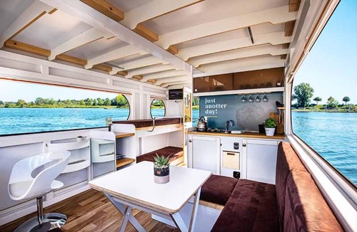 Ophoven Boat Rental | Amazing houseboat in Kinrooi for rent