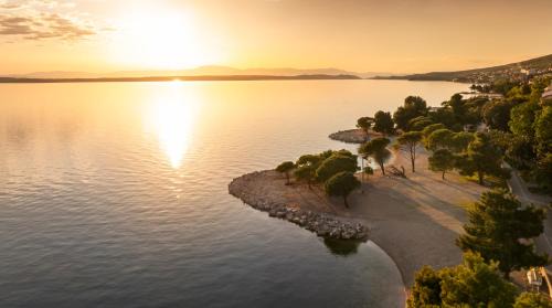 Crikvenica Hotel | Aminess Younique Narrivi Hotel