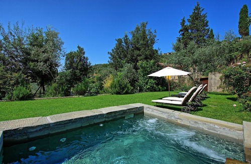 Cortona Villa | Antico Casale - Holiday Country Villa with swimming pool in Cortona