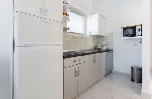 Supetarska Draga Apartment | Apartments Darko by the sea (68091-A1) - Supetarska Draga - island Rab
