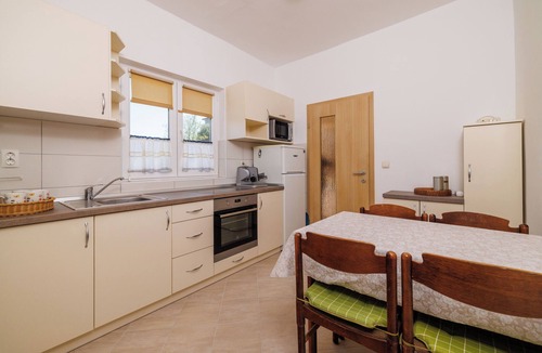 Supetarska Draga Apartment | Apartments Darko by the sea (68091-A3) - Supetarska Draga - island Rab