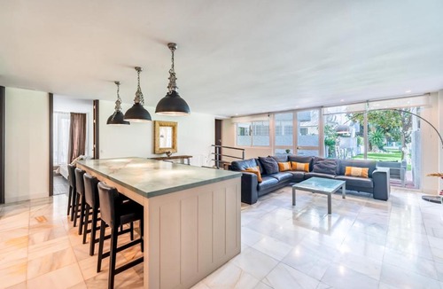 Golden Mile Apartment | Apartamento Roy Boston Marbella