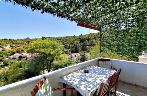 Splitska Apartment | Apartman Čanaki Splitska