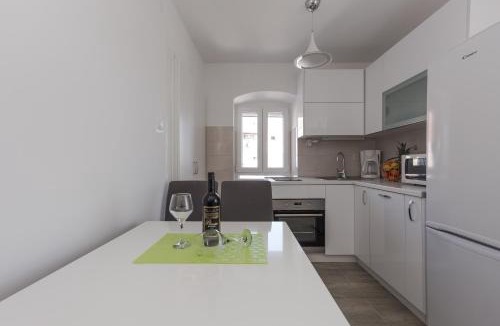 Kastel Sucurac Apartment | Apartman Ankica