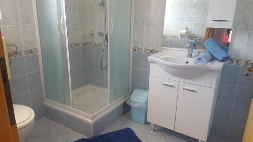 Supetarska Draga Apartment | Apartman Rab Blue