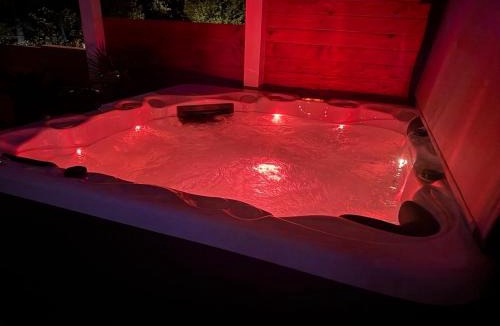 Grizane Apartment | Apartman Žanić Crikvenica with Hot tub