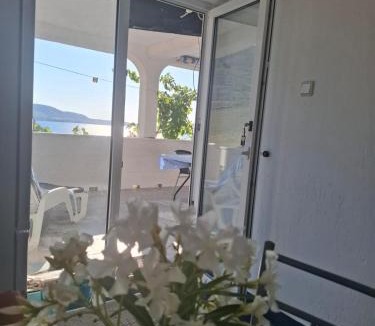 Metajna Apartment | Apartmani Butković