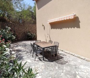 Veljun Primorski Apartment | Apartmani Filip i Jakov