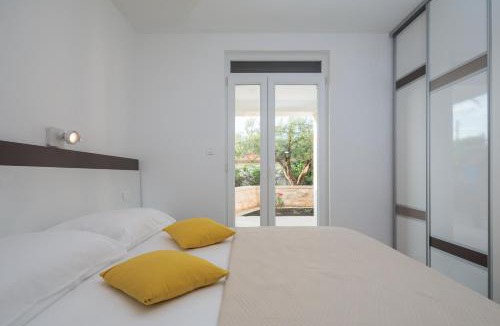 Supetar Apartment | Apartmani Kos D