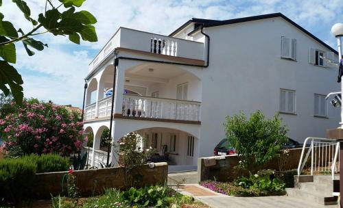 Silo Apartment | Apartmani Novosel