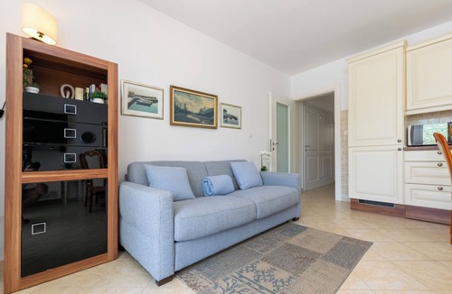 Stomorska Apartment | Apartments Sonja (10515-A3) - Stomorska - island Solta