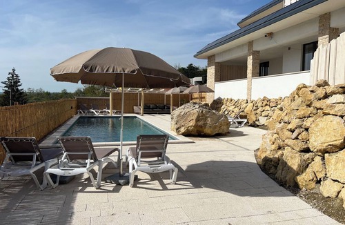 Rogocana Apartment | Apartment(1) Luka max.4 pers. Next to the pool and 7 min from the sea.