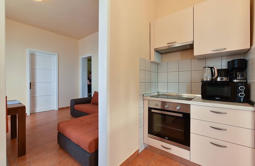 Koromacno Apartment | Apartment 2334/111879 (Istria - Koromačno), 20m from the beach