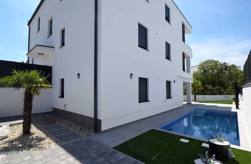 Malinska-Dubasnica Apartment | Apartment AK lux with private pool