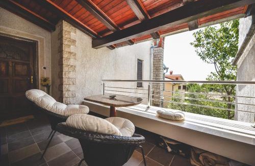 Pobri Apartment | Apartment and Room Tacy