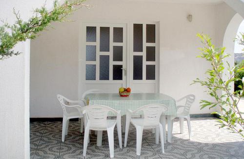Barbat na Rabu Apartment | Apartment Andrea-2 by Interhome