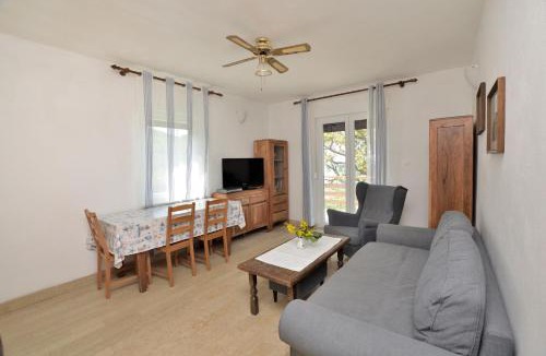 Sveti Jakov Apartment | Apartment Anica