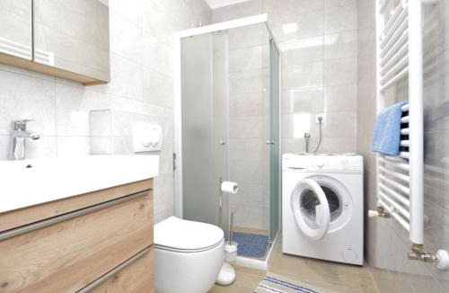 Pjescana Uvala Apartment | Apartment Bellevue-3 by Interhome