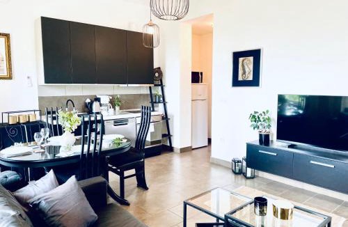 Rozmanici Apartment | Apartment Blue&Green