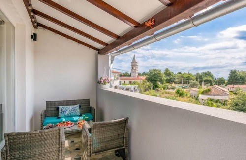Krnica Apartment | Apartment Bura by Interhome