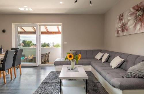 Krnica Apartment | Apartment Bura by Interhome