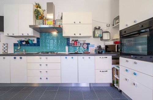 Calasetta Apartment | Apartment 'Casa Nora' with Private Terrace, Wi-Fi and Air Conditioning