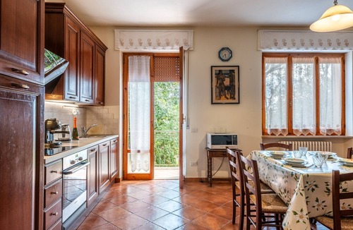 Chiusdino Apartment | Apartment 'Casa Vacanza Montecapino' in the Tuscan Hills