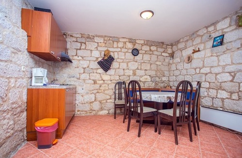 Gata Apartment | Apartment Country House - nature & serenity: A2(4) - Gata, Riviera Omis, Croatia