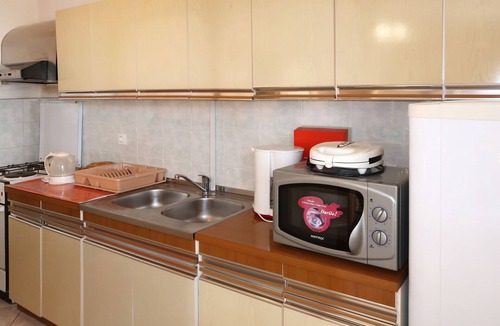 Drenje Apartment | Apartment Dani by Interhome