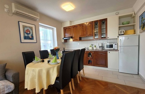 Sveti Anton Apartment | Apartment Danica with Balcony