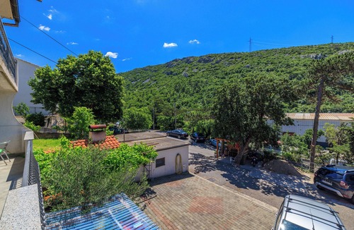 Veljun Primorski Apartment | Apartment Dijana (62512-A1) - Senj