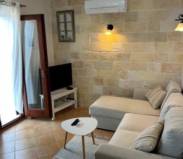 Splitska Apartment | Apartment Dino