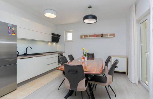 Omis Apartment | Apartment Dora (46141-A1) - Duce