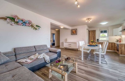 Porat Apartment | Apartment Doris 1 with Seaview