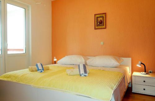 Palit Apartment | Apartment Dorka-2 by Interhome