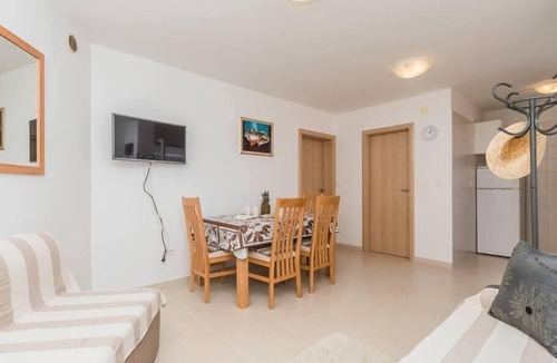 Klimno Apartment | Apartment for 2 persons + 2 children approx. 43 qm in Klimno, Kvarner Bay (Krk)
