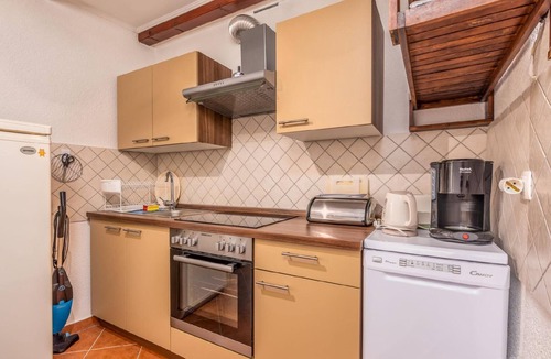 Soline House | Apartment for 5 persons approx. 60 qm in Soline, Kvarner Bay (Krk)